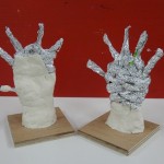 2025年9月12日(金)「自分の手の像」「キャンバスに描く」